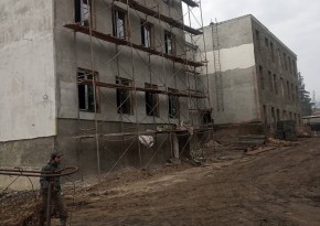 გურჯაანის მუნიციპალიტეტის სოფელ კალაურის საჯარო სკოლის რეაბილიტაცია მიმდინარეობს
